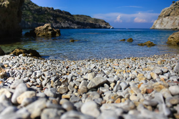 Fototapeta na wymiar Bucht mit Kiesstrand in Rhodos, Griechenland