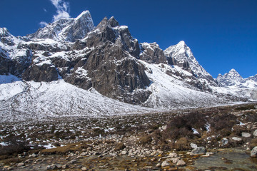 view of the Himalayas (Awi, Cholatse, Tabuche Peak) from Pherich