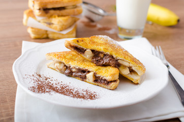French toast stuffed with chocolate and banana