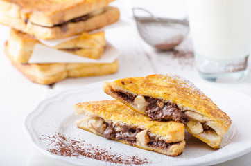 French toast stuffed with chocolate and banana
