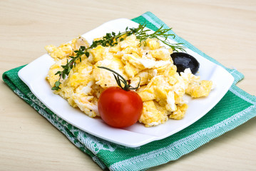 Scrambled eggs with tomato