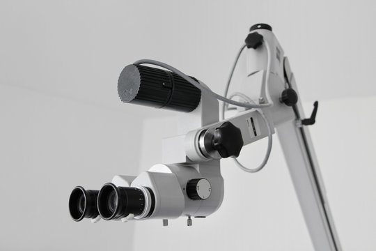 Ear microscope