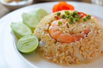 Fried rice with shrimp