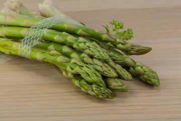 Raw asparagus