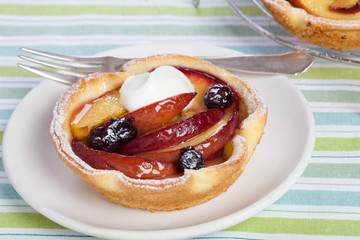 Small peach pie