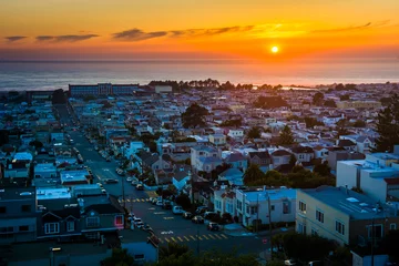 Foto op Canvas Sunset over the Sunset District from Hawk Hill Park, in San Fran © jonbilous