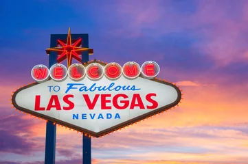 Muurstickers Welcome To Fabulous Las Vegas Nevada Sign © somchaij