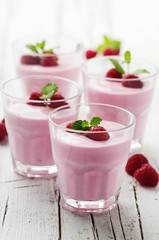 Homemade yogurt with raspberry and mint