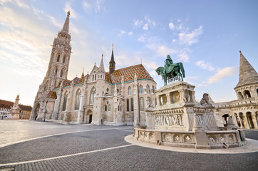 Fototapeta na wymiar St Matthias church in Budapest, Hungary