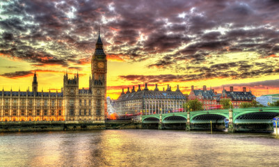 Fototapeta na wymiar The Palace of Westminster in London in the evening - England