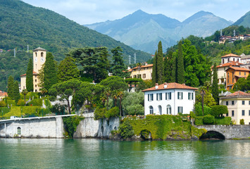 Fototapeta premium Lake Como (Italy) shore view.