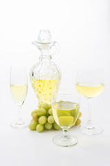 white wine and grapes