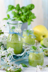 Healthy Organic Green Fruit smoothie 