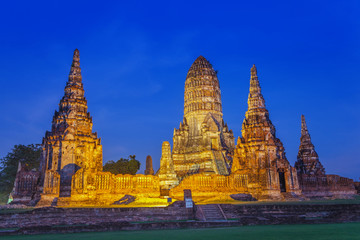 Fototapeta premium Wat Chaiwattanaram at Ayutthaya Historical Park Thailand