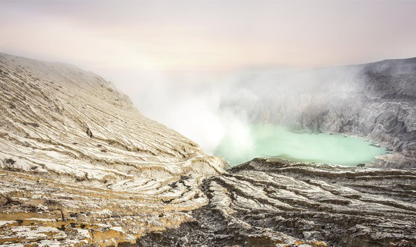 Indonesia, Java, Crater of volcano Ijen