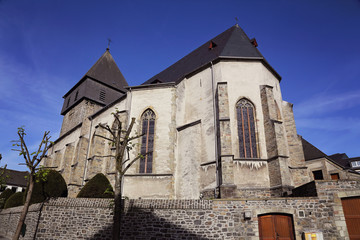 Fototapeta na wymiar ville de Bastogne, Belgique, église Saint-Pierre 