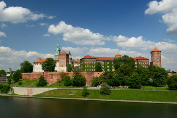 Fototapeta na wymiar Wawel Castle, Royal palace in Cracow