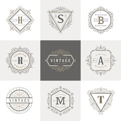 Obraz premium Monogram logo template with flourishes ornament elements
