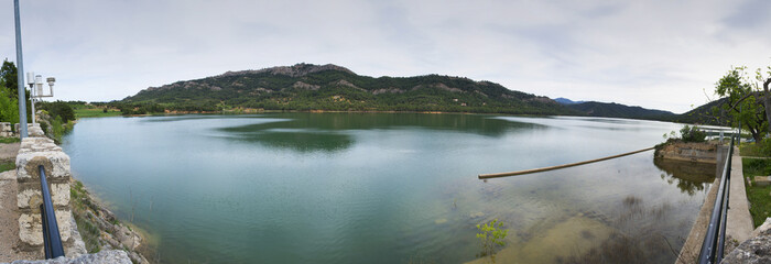 Panorámica del Embalse de Pena (Beceite, Teruel - España).