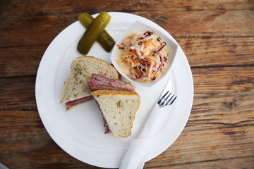 sandwich with roast beef pastrami