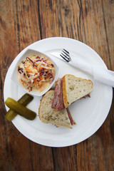 sandwich with roast beef pastrami
