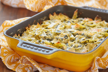 Baked pasta with spinach