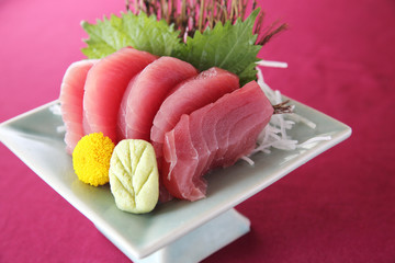 tuna sashimi