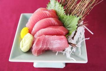 tuna sashimi
