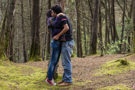 Pareja Beso