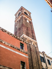 Fototapeta na wymiar Venise une église et son clocher