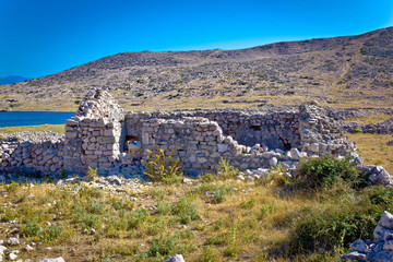 Fototapeta na wymiar Island of Krk old stone ruins