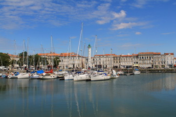 Fototapeta na wymiar Promenade en voilier à La Rochelle, France