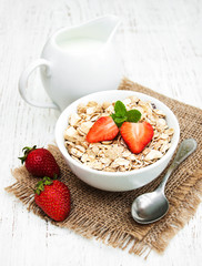 Muesli with strawberries