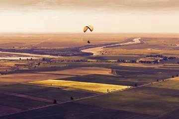 Foto auf Acrylglas Luftsport Gleitschirmfliegen in Dobrogea, Rumänien