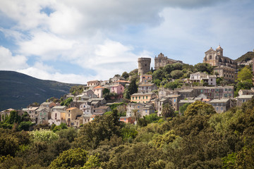 Fototapeta na wymiar Dörfer auf Korsika