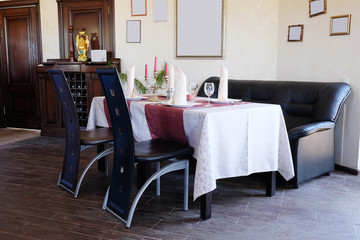 Image of a served table at a restaurant