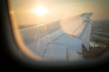 Wing aircraft in altitude during flight