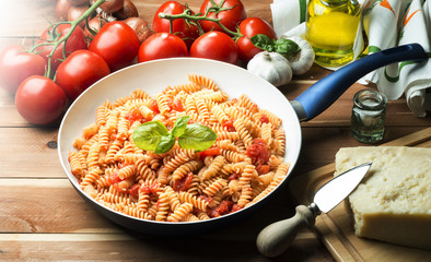 pan with macaroni on the kichen table