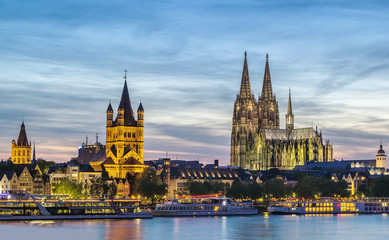 Fototapeta na wymiar view of Cologne, Germany
