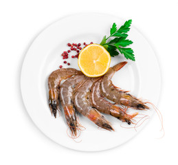 Delicious fresh shrimp with lemon.