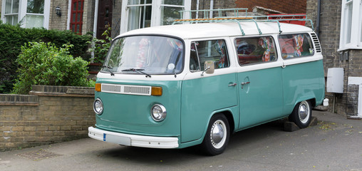 Naklejka premium Vintage Camper Van