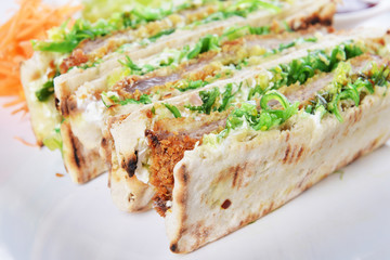 sandwiches with meat