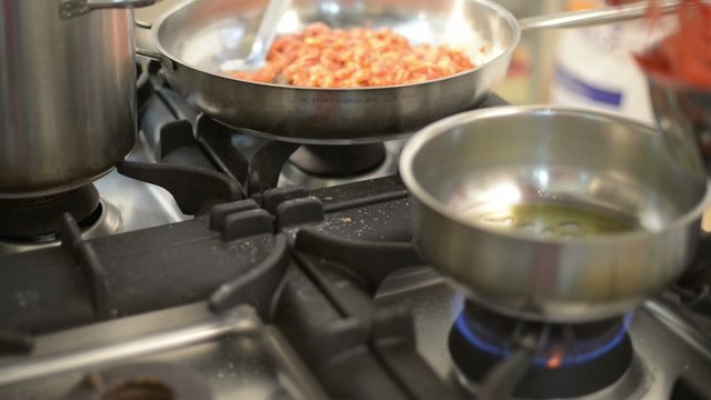 cooking king shrimp in pan
