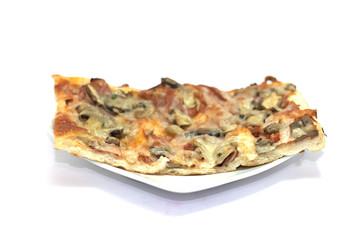 trancio di pizza farcita