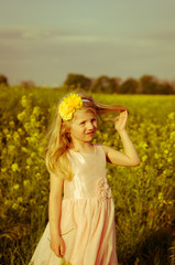 Obraz premium beautiful little girl