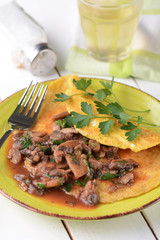 Omelette ai funghi con prezzemolo