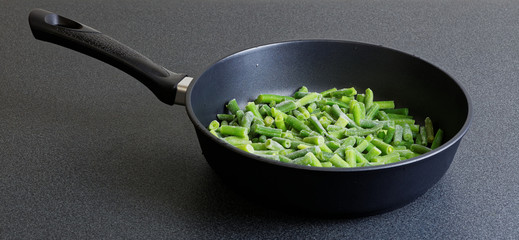 Pan with cuted green french bean