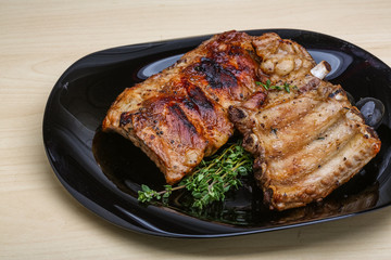 Roasted pork ribs