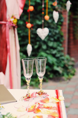 wedding glasses
