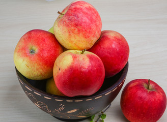 Few apples